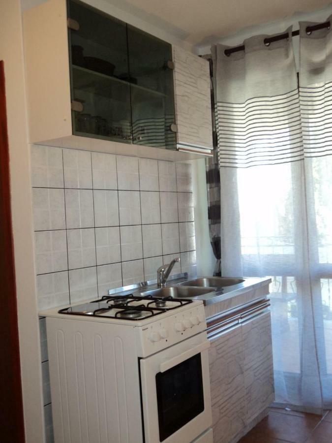 Studio Apartments Ana Ровінь Екстер'єр фото