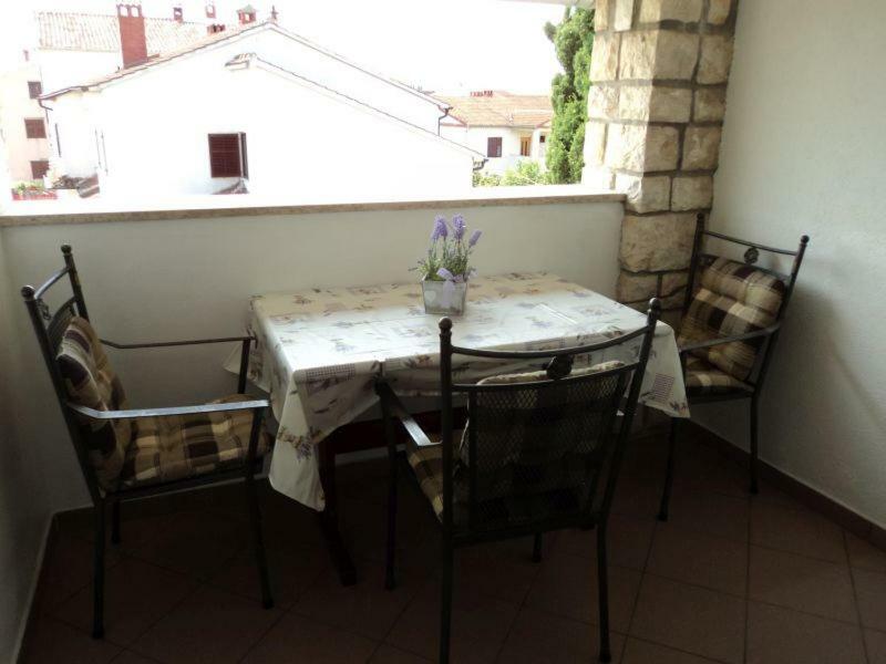 Studio Apartments Ana Ровінь Екстер'єр фото