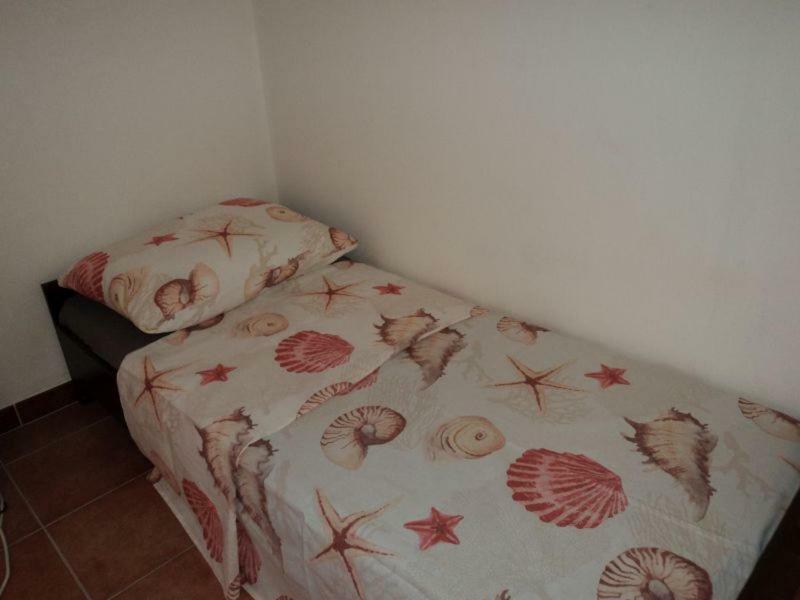 Studio Apartments Ana Ровінь Екстер'єр фото